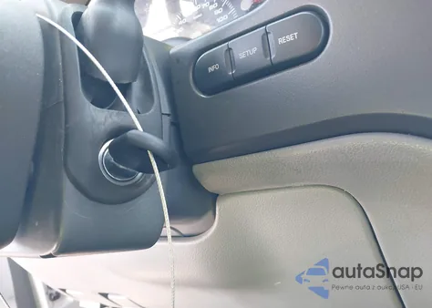 2004 Ford Expedition Xlt z USA, uszkodzony, nr VIN 1FMEU15W44LB04018